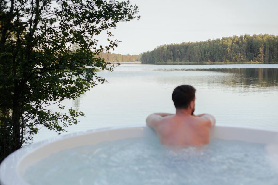 cold plunge tub deals and price timing buying guide